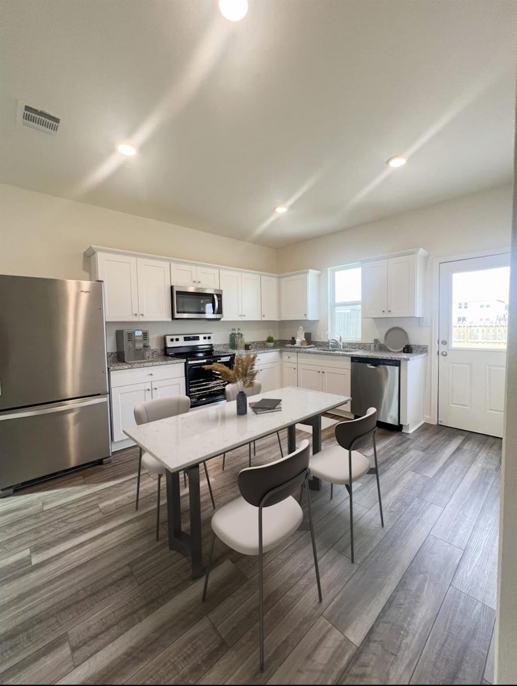 Photo of 10135 California Lily Lane Lane, Houston, TX 77016 (MLS # 22503223)
