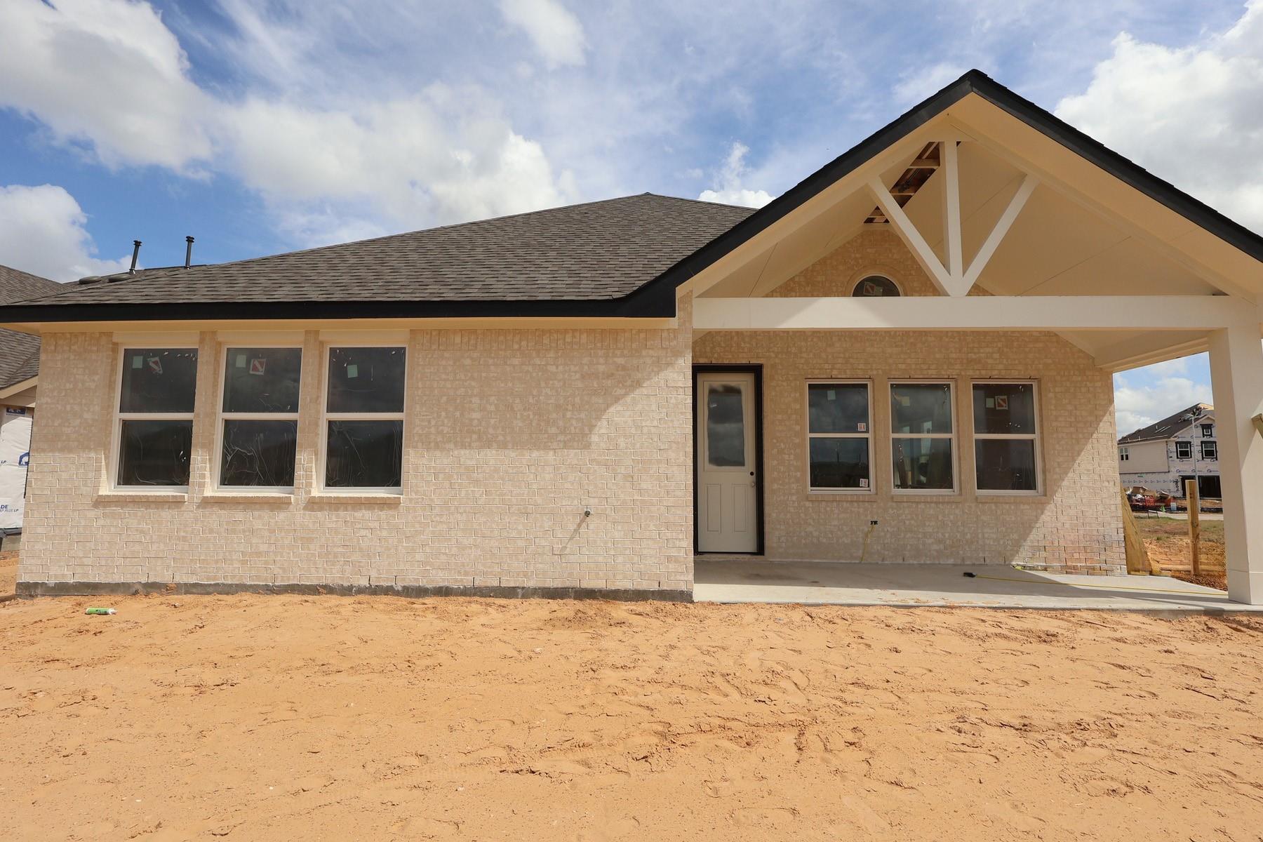 2811 Clapbread Lane