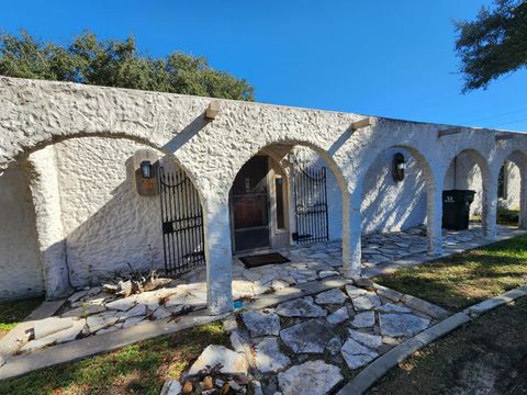 Apartment For Sale - 112 Stratford Street<br/> Victoria, TX 77905