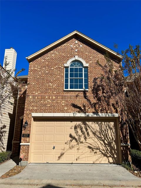 5127 Oasis Park Houston TX 77021