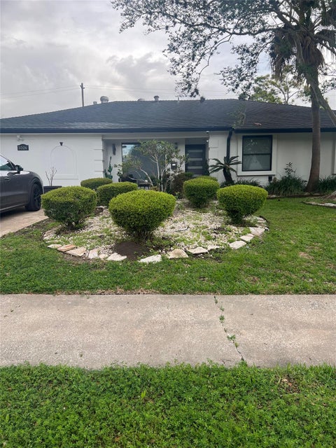 Photo of 5526 Kuldell Drive, Houston, TX 77096 (MLS # 93937827)