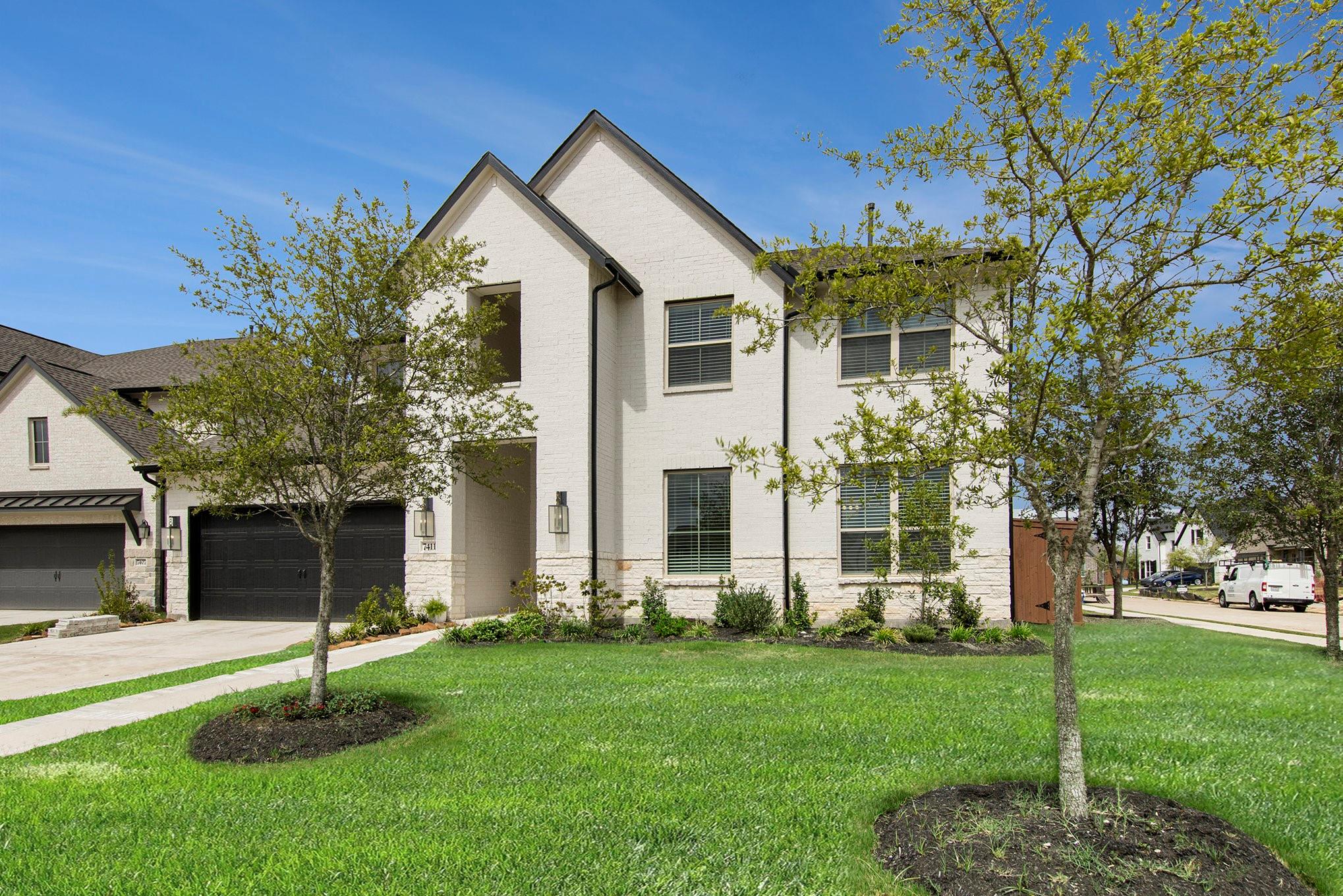 7411 Goldenrod Thicket Circle