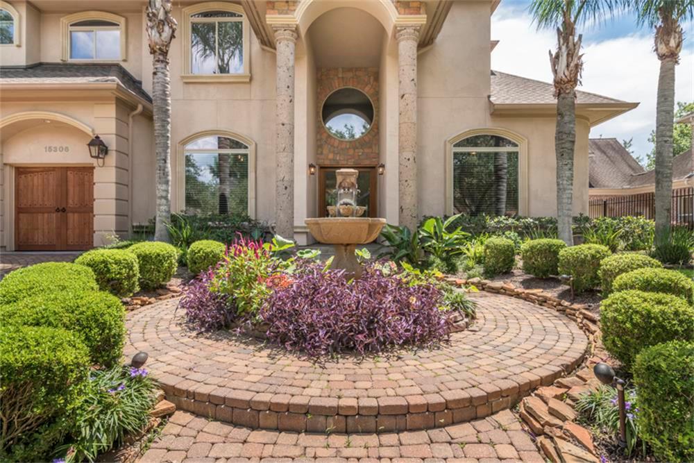 15306 Coastal Oak Court