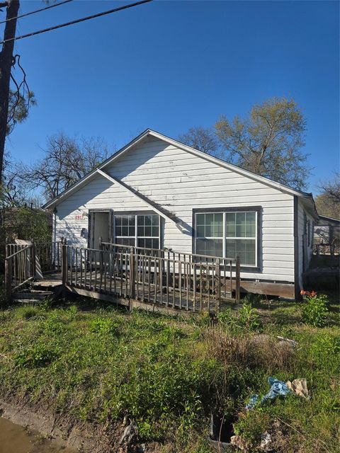 Photo of 4917 Jones Street, Houston, TX 77016 (MLS # 47969567)