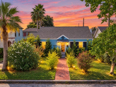 Photo of 5223 Avenue O, Galveston, TX 77551 (MLS # 49217445)
