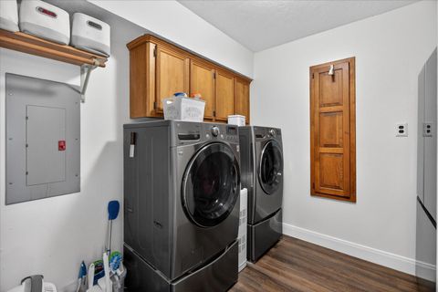 Tiny photo for 159 County Road 611a, Angleton, TX 77515 (MLS # 79494300)