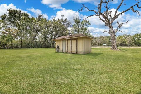 Tiny photo for 159 County Road 611a, Angleton, TX 77515 (MLS # 79494300)