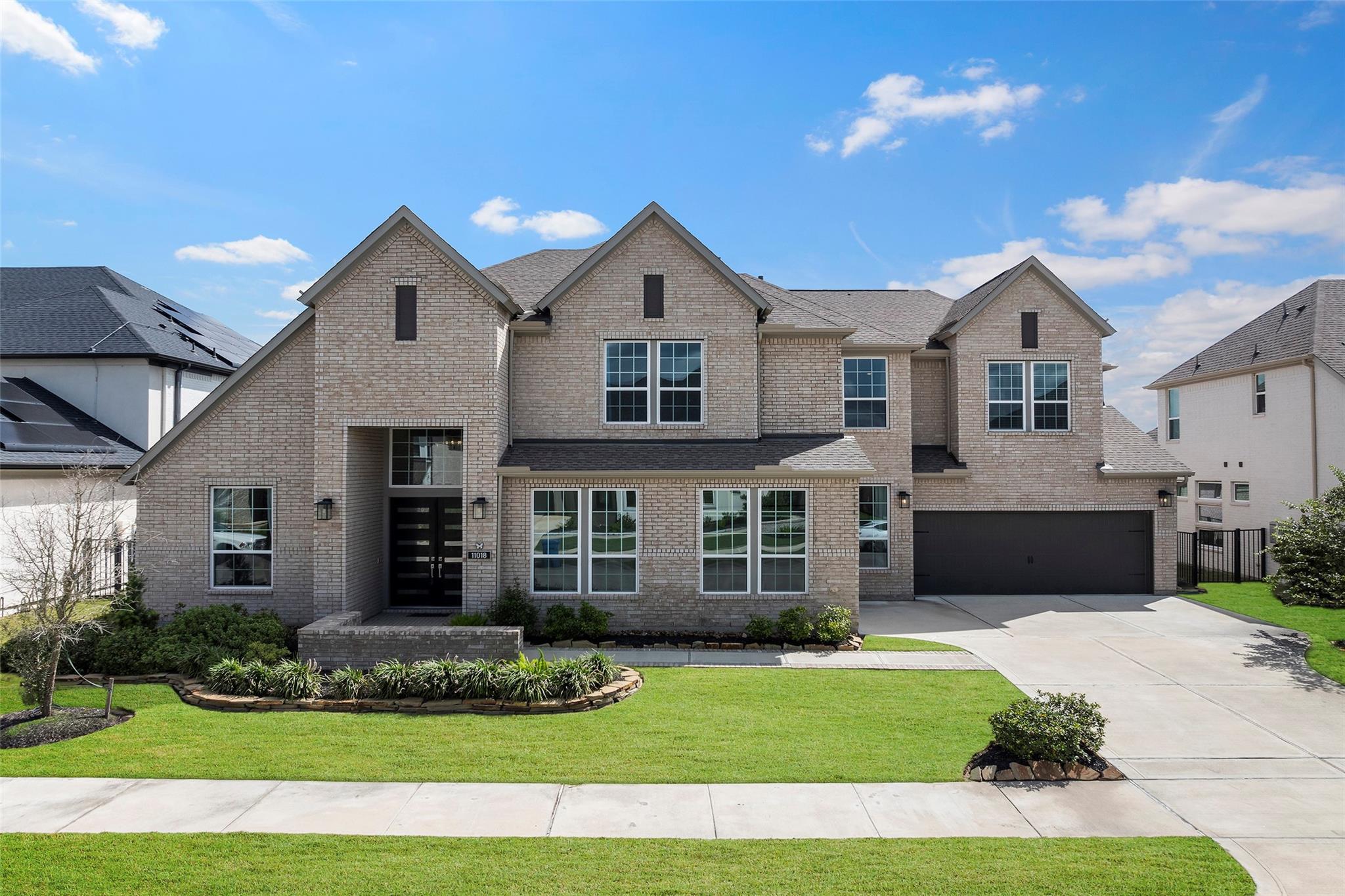 11018 White Caterpillar Drive