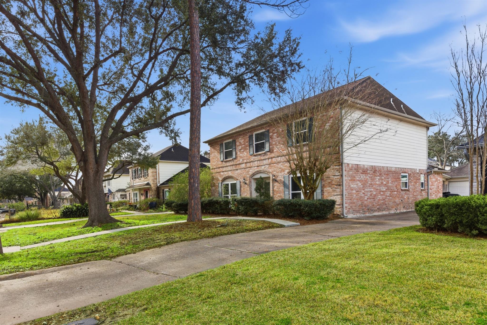 1306 Dominion Drive