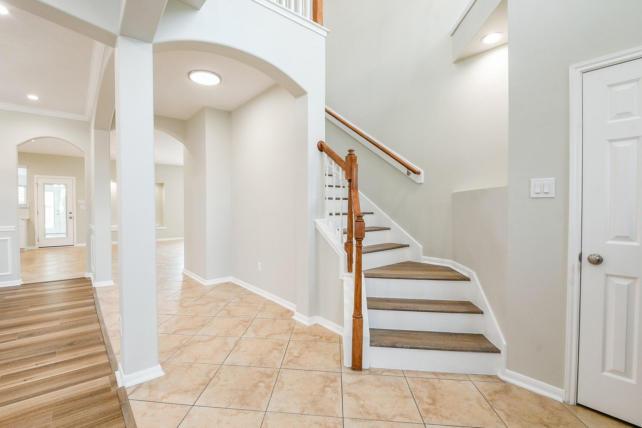 815 Robins Way