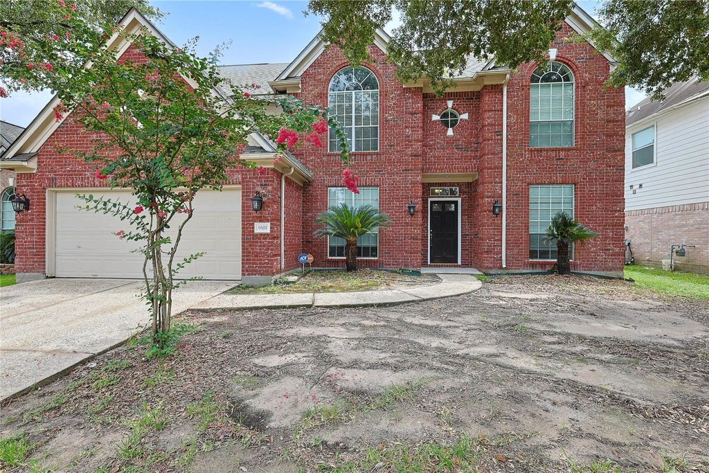 Photo of 5502 Atascocita Timbers N, Humble, TX 77346 (MLS # 22436266)