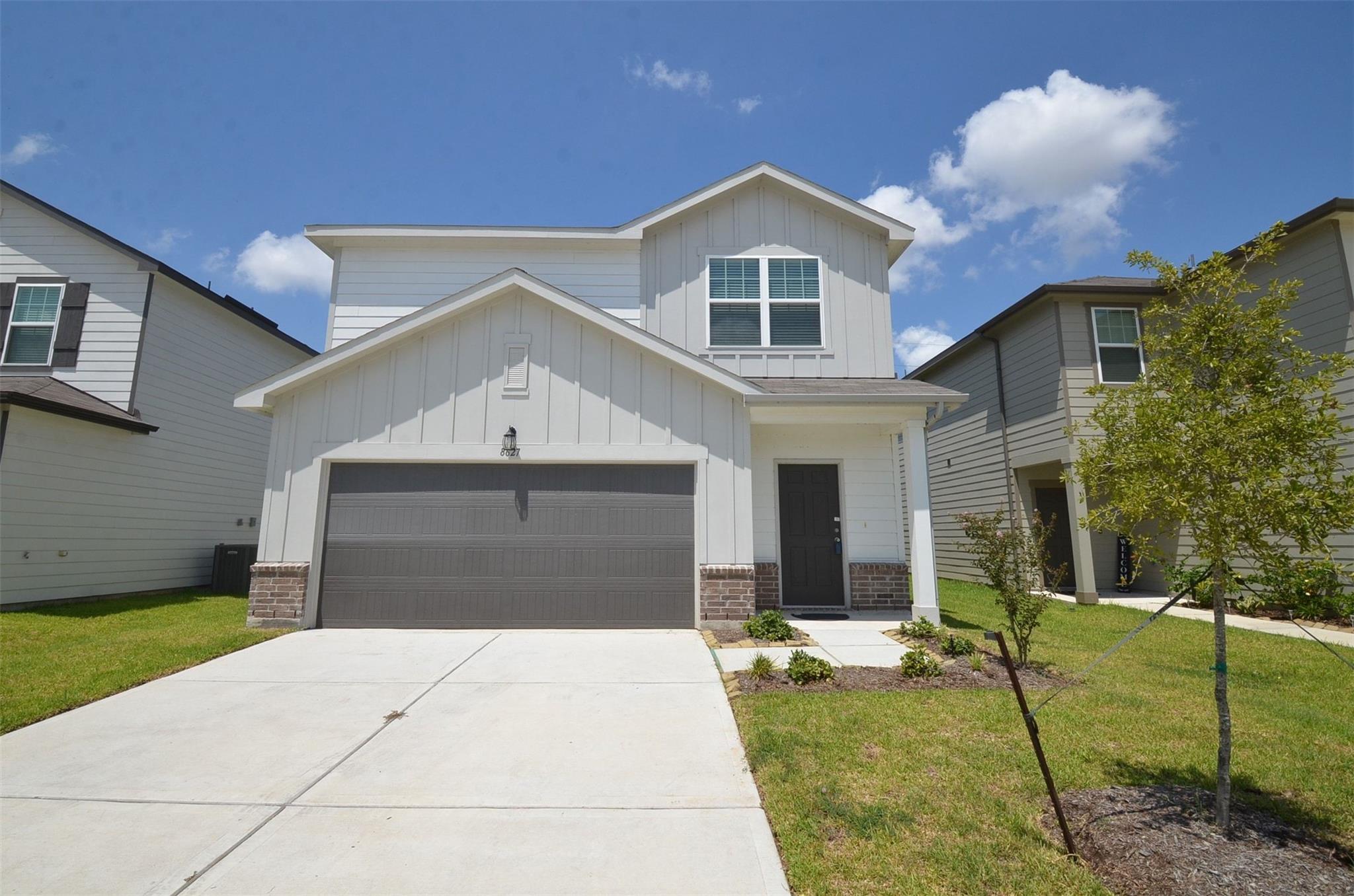 8627 Vacek Crossing Way