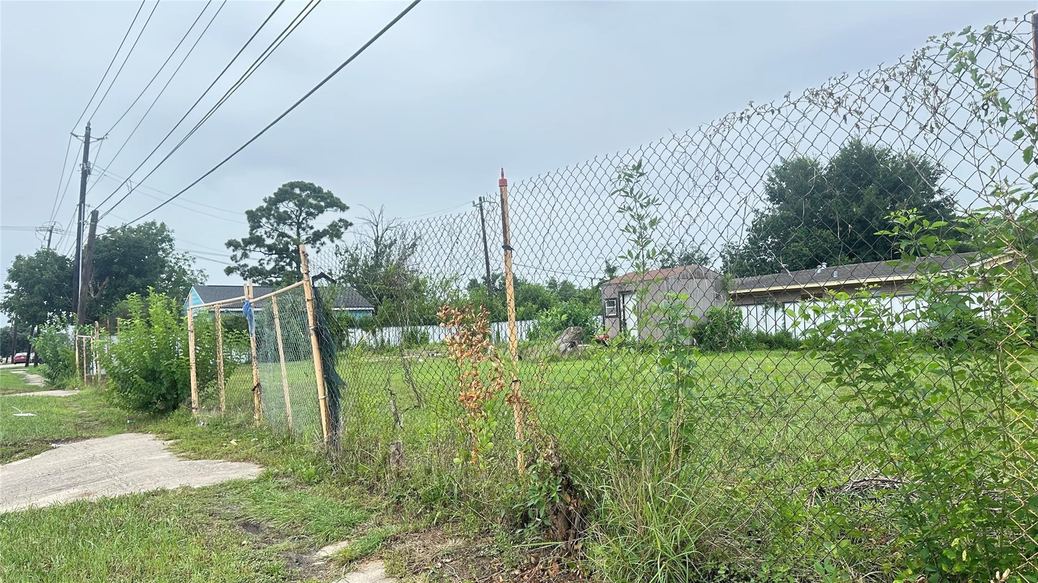 1916 Peachwood Drive
