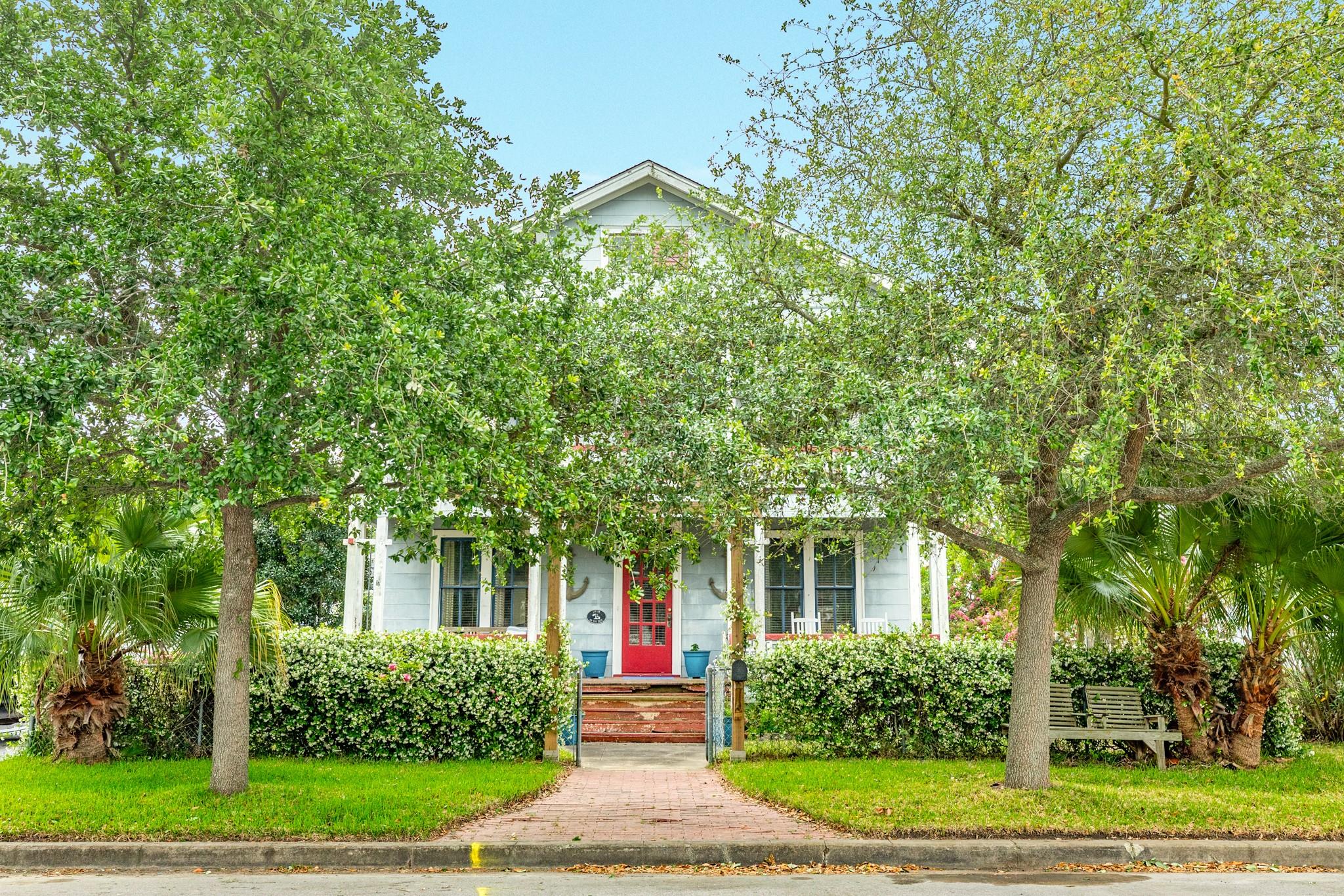 3727 Avenue R