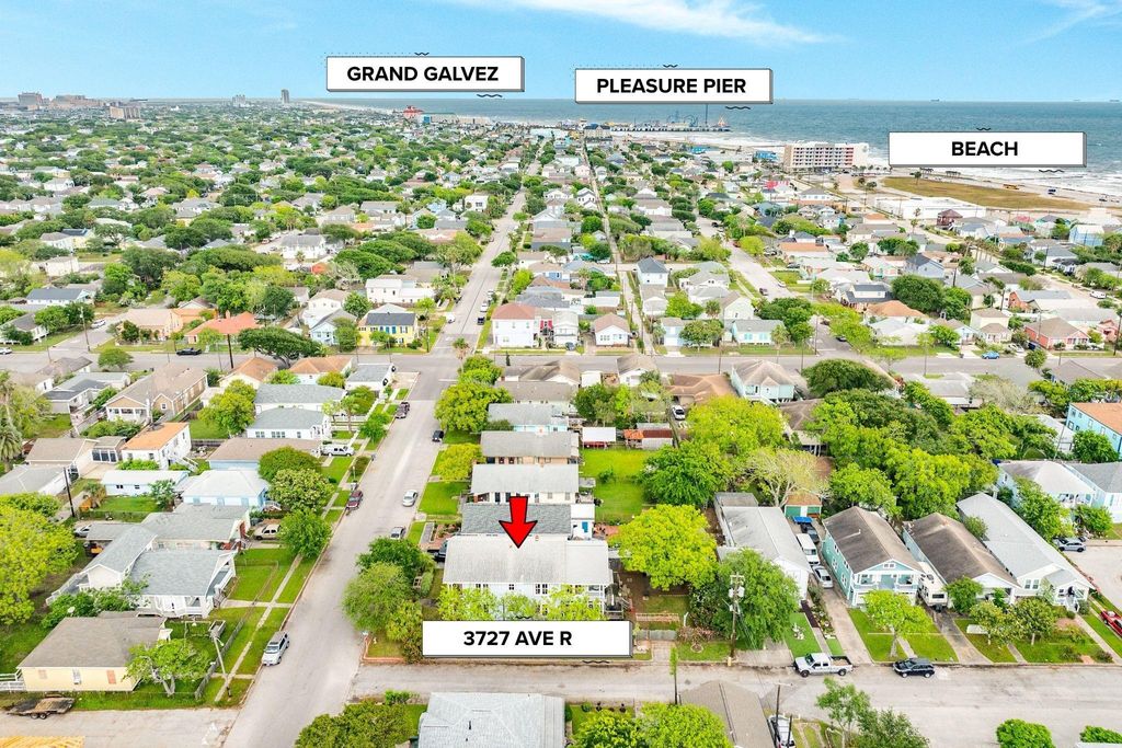 Photo of 3727 Avenue R, Galveston, TX 77550 (MLS # 59430103)