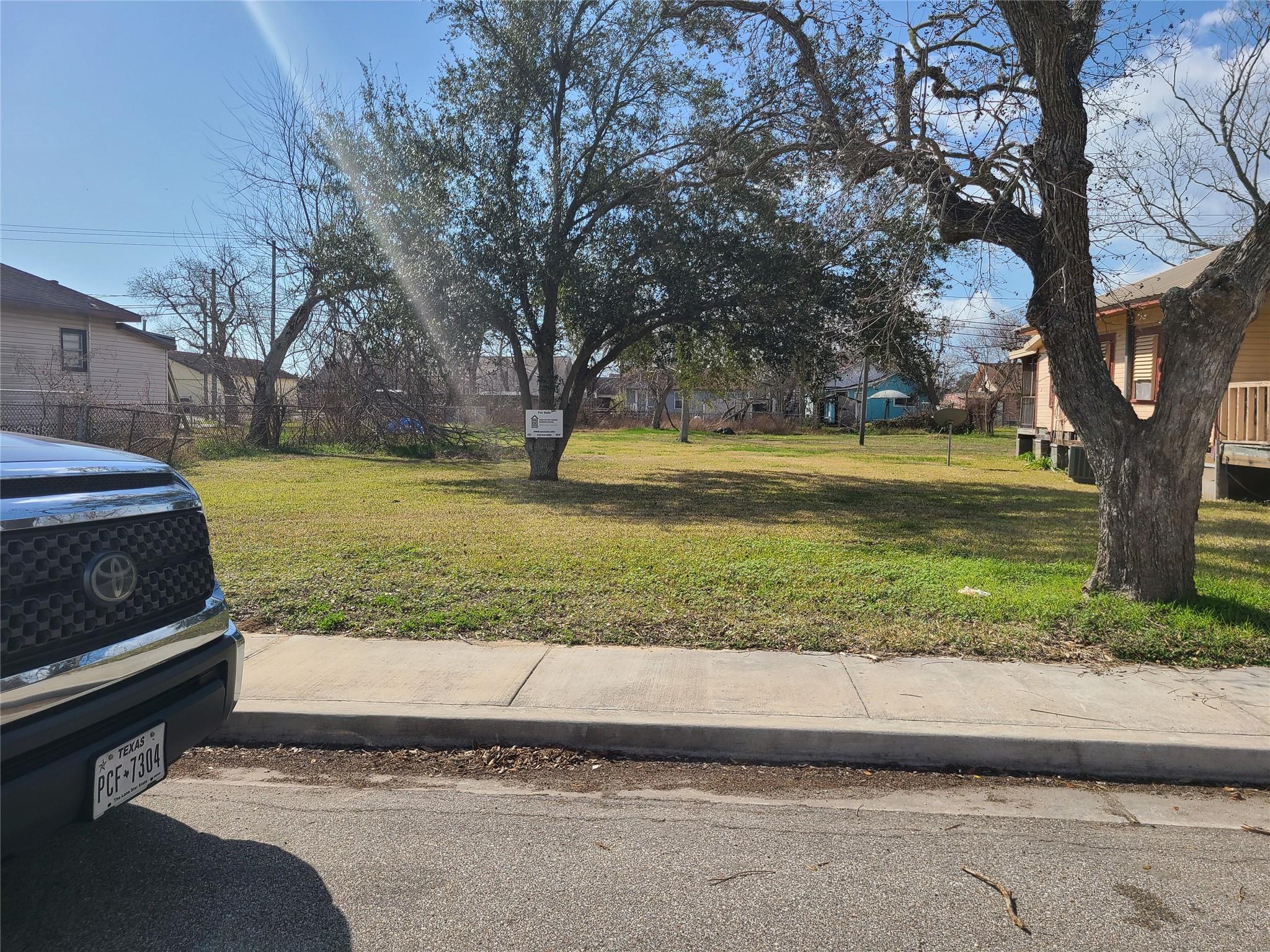 0 W Broad Street