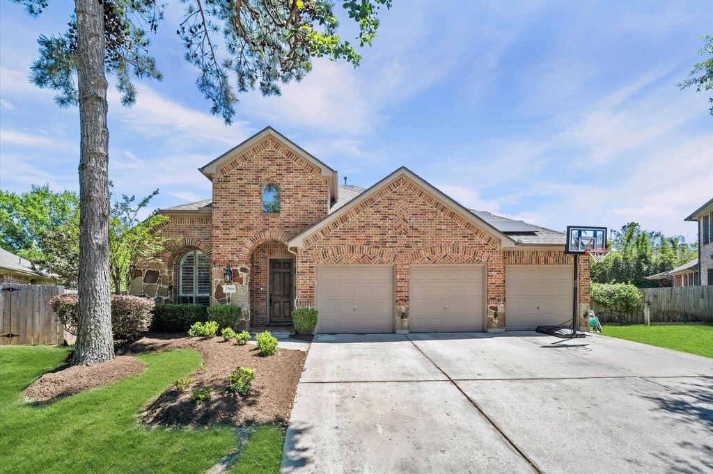 Photo of 17006 Buffalo Peak Court, Humble, TX 77346 (MLS # 96166261)