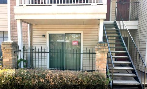 Photo of 2750 Holly Hall Street #713, Houston, TX 77054 (MLS # 76237795)