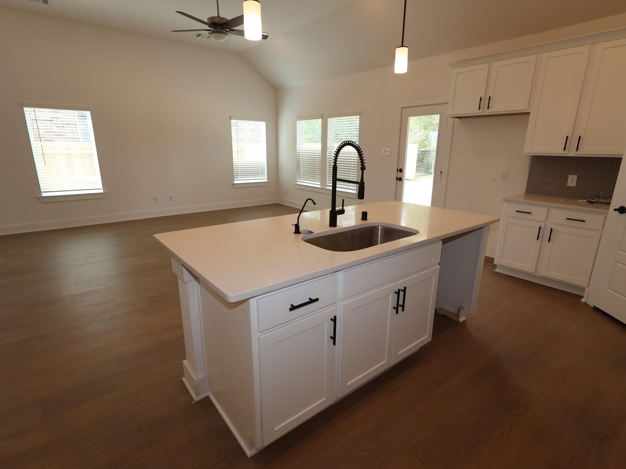 32218 Sunbeam Drive
