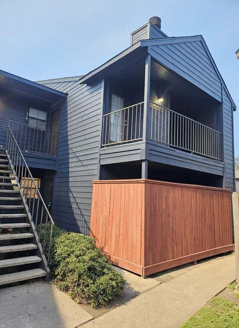 Condo For Rent - 13480 S Thorntree Dr #316<br/> Houston, TX 77015