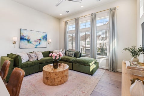 Photo of 6211 Brighton Oaks Lane, Houston, TX 77008 (MLS # 93906409)