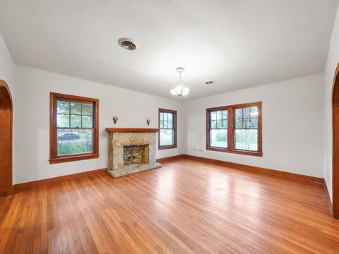 Tiny photo for 229 E Cedar Street, Angleton, TX 77515 (MLS # 58022457)