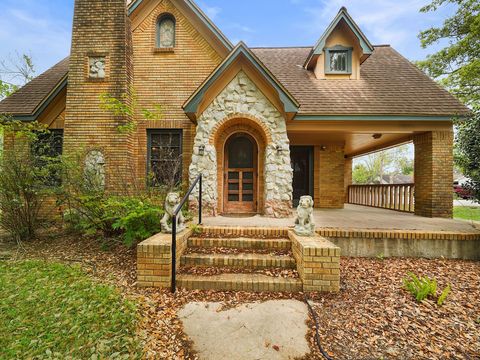 Photo of 229 E Cedar Street, Angleton, TX 77515 (MLS # 58022457)