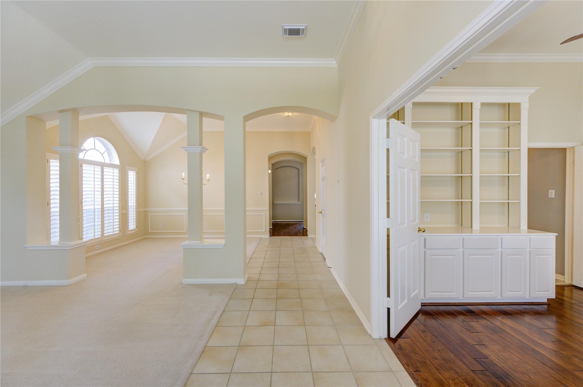 1118 Compass Cove Circle