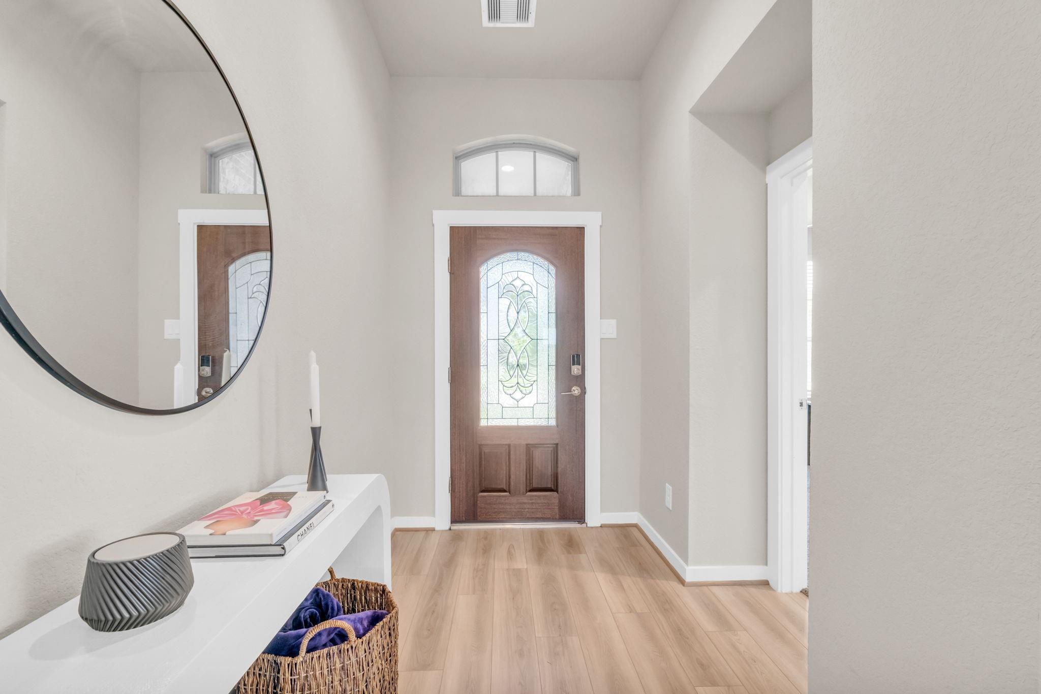 28403 Hannahs Harbor Lane