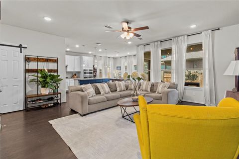 Tiny photo for 4012 Delta Rose St, Houston, TX 77018 (MLS # 16777778)