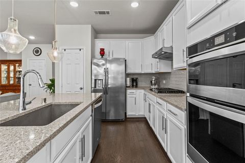 Tiny photo for 4012 Delta Rose St, Houston, TX 77018 (MLS # 16777778)