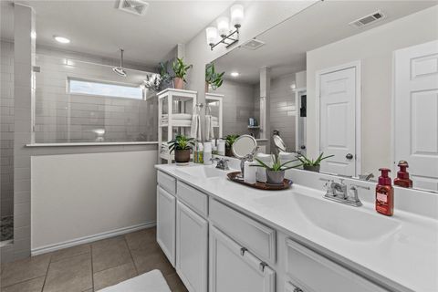 Tiny photo for 4012 Delta Rose St, Houston, TX 77018 (MLS # 16777778)