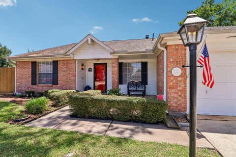 Photo of 9030 Smokehollow Drive, Houston, TX 77064 (MLS # 39427316)