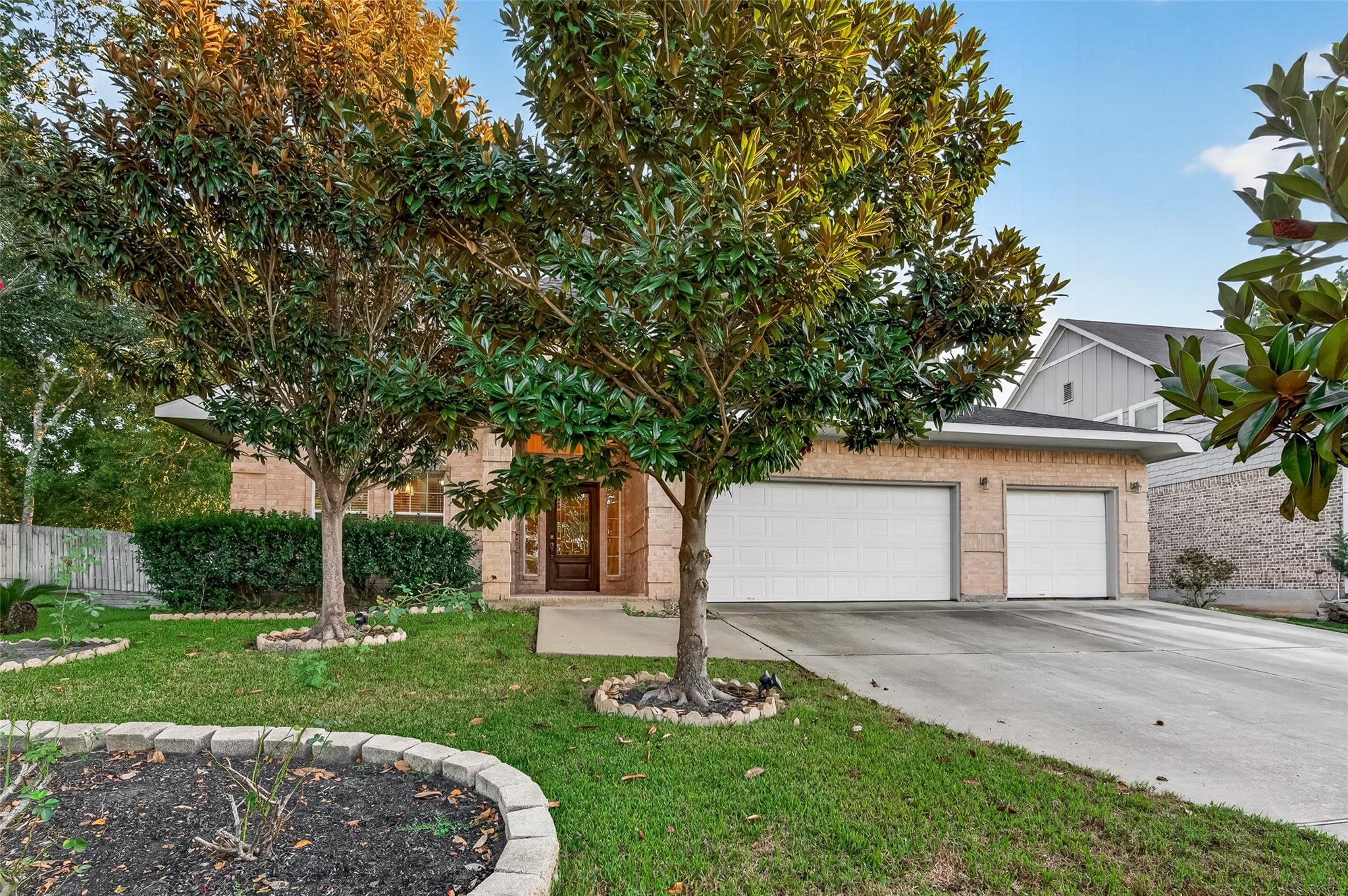 211 April Waters Drive W