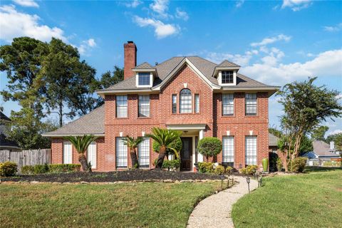 Photo of 5211 Gladehill Drive, Houston, TX 77345 (MLS # 72114081)