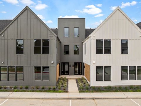 Photo of 1941 Sawdust Road Rd #612, The Woodlands, TX 77380 (MLS # 3869566)