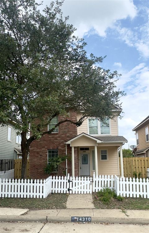 Photo of 14310 Summer Garden Drive, Houston, TX 77083 (MLS # 12670022)