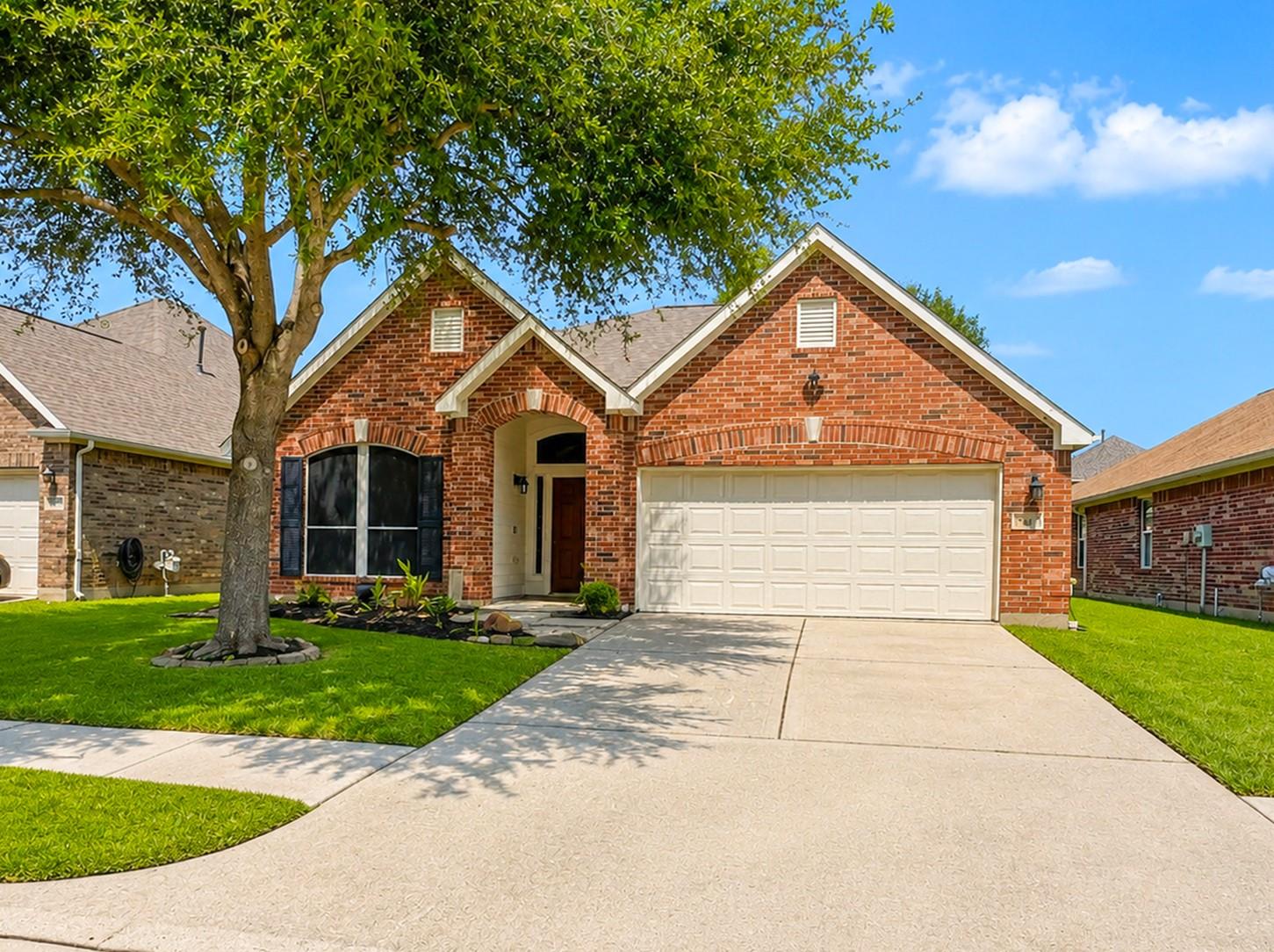 6114 Menor Crest Drive