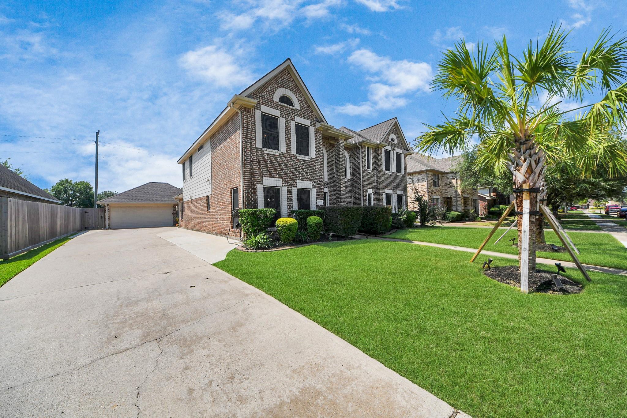 2613 Bay Shore Drive