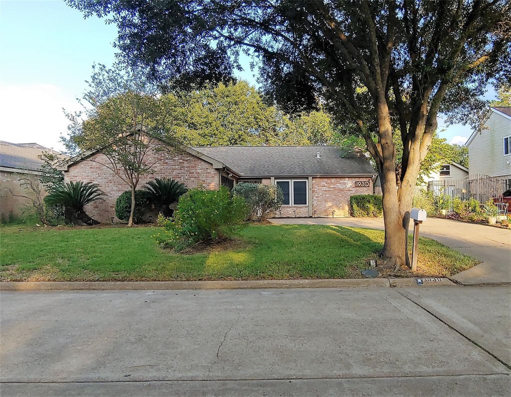 Photo of 1930 Pepperwood Lane, Houston, TX 77084 (MLS # 77423883)