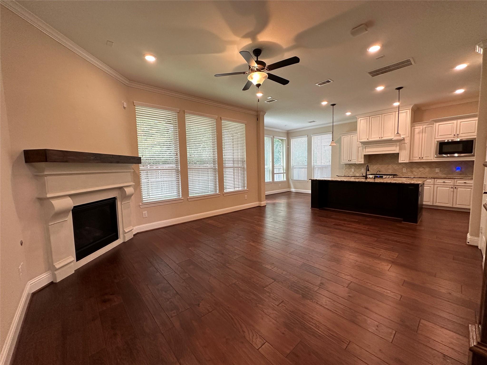 11 Silver Rock Drive