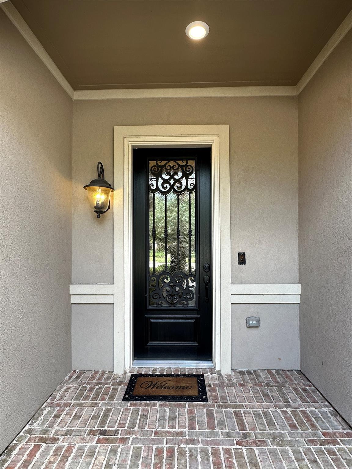 11 Silver Rock Drive