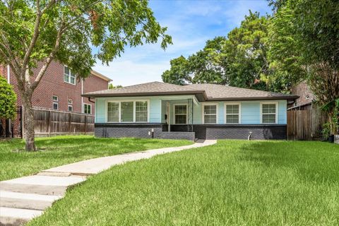 Photo of 3810 Grennoch Lane, Houston, TX 77025 (MLS # 5372413)
