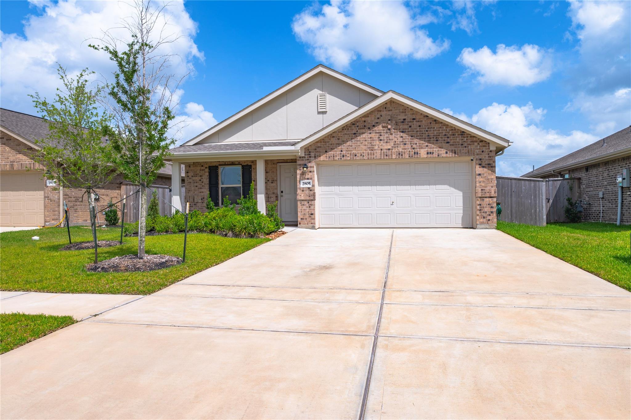 2805 Fountain Woods Drive