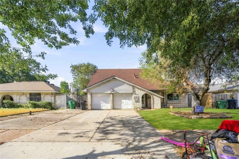 Photo of 11507 Kirkvalley Drive, Houston, TX 77089 (MLS # 66023262)