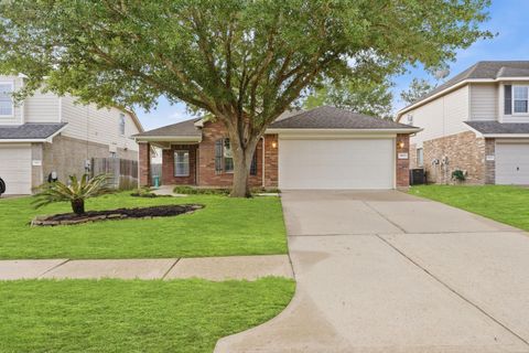 Photo of 18815 Cluster Oaks Drive, Magnolia, TX 77355 (MLS # 41863164)