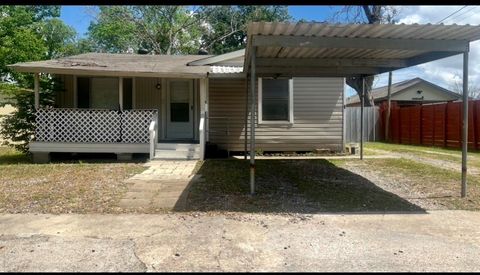 Photo of 415 Randall Street, Pasadena, TX 77506 (MLS # 37895435)