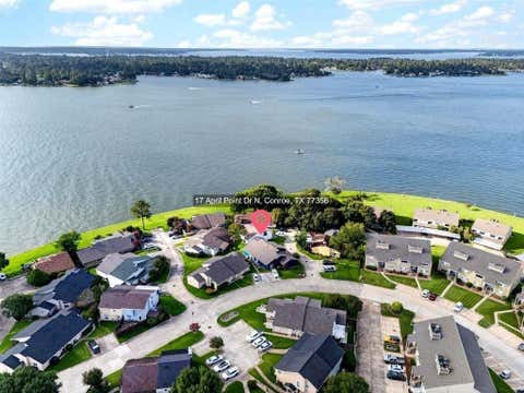 Photo of 17 April Point Drive N, Conroe, TX 77356 (MLS # 39793403)
