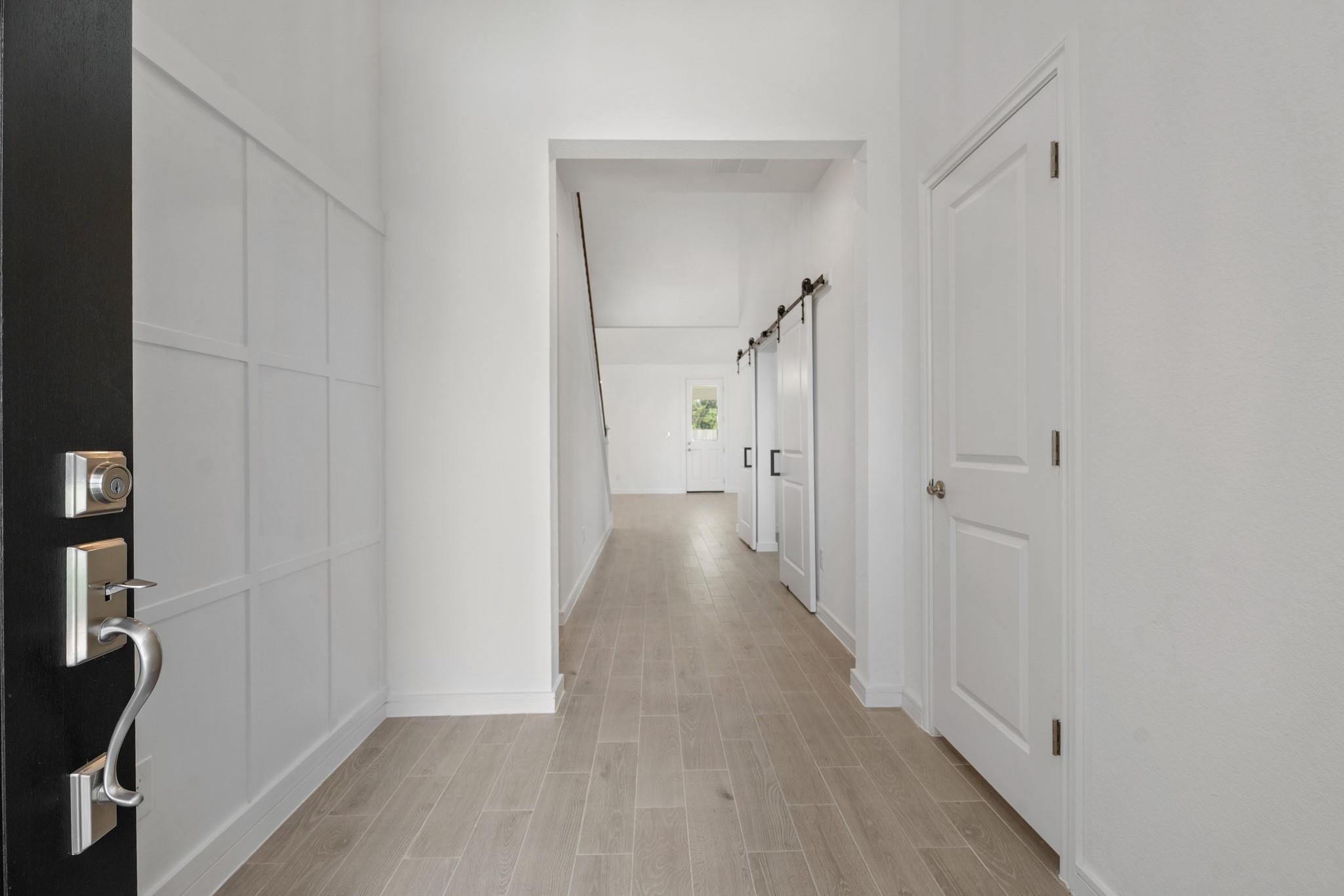 902 Hooks Trail