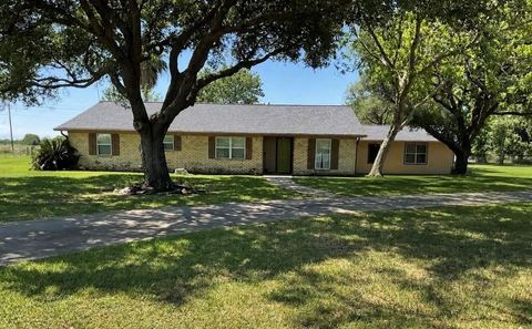 Photo of 5067 Fm 2668, Bay City, TX 77414 (MLS # 89948326)